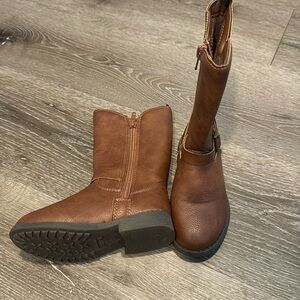 Girls Osh Kosh boots size 9